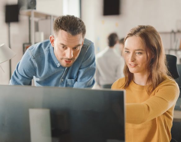 Dat People Brokers Collaborating With Computer