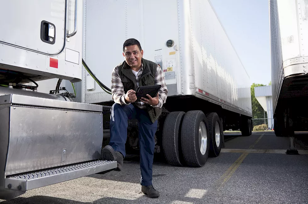 12 must-have tools for truckers 