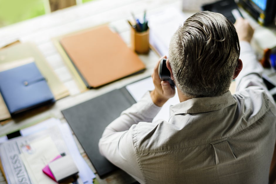 Freight broker calling a shipper.